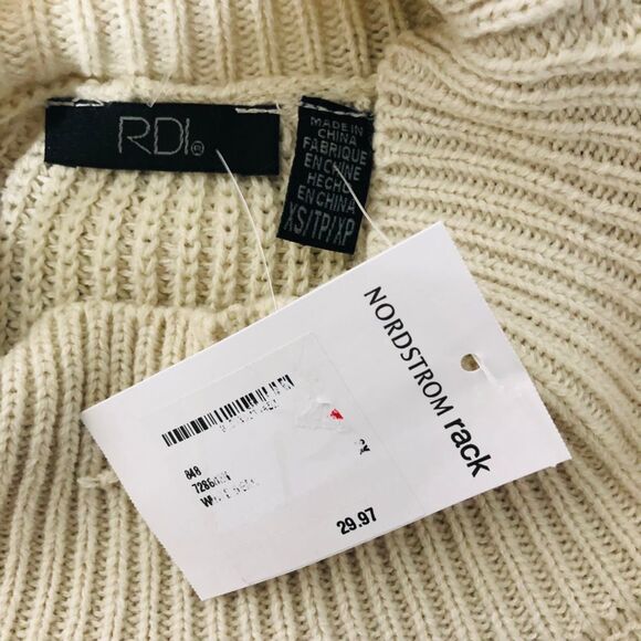 🔥5 for $25 sale🔥 RDI NWT cream mock neck drawstring waist loose fit sweater - Picture 11 of 14